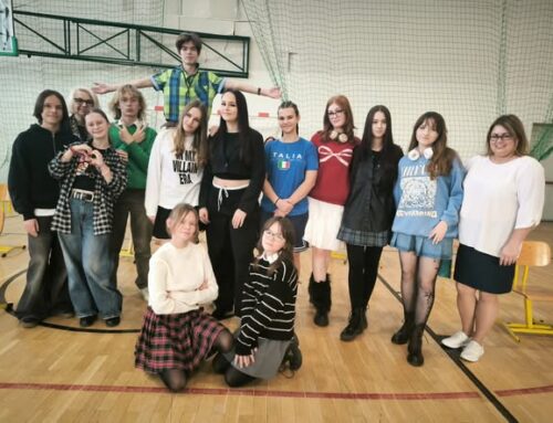 Zagraliśmy spektakl „Klasa (bez) nadziei” w wołomińskiej szkole!